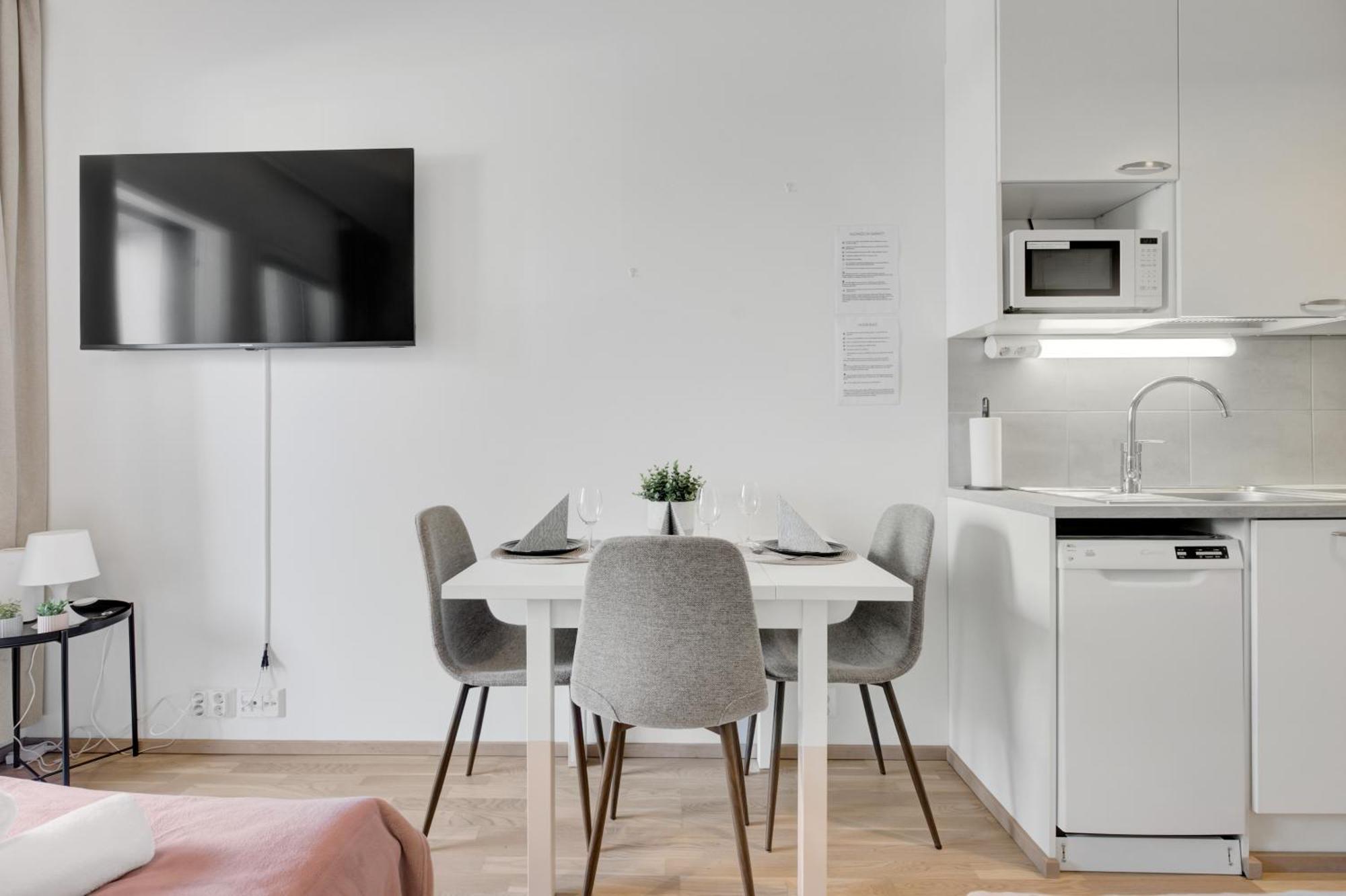 Bellarova Apartments Evakkotie Rovaniemi Bagian luar foto